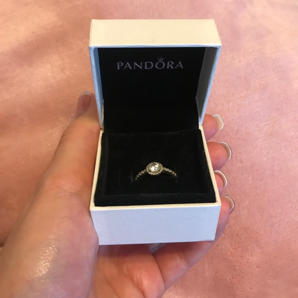 Pandora classic elegance ring